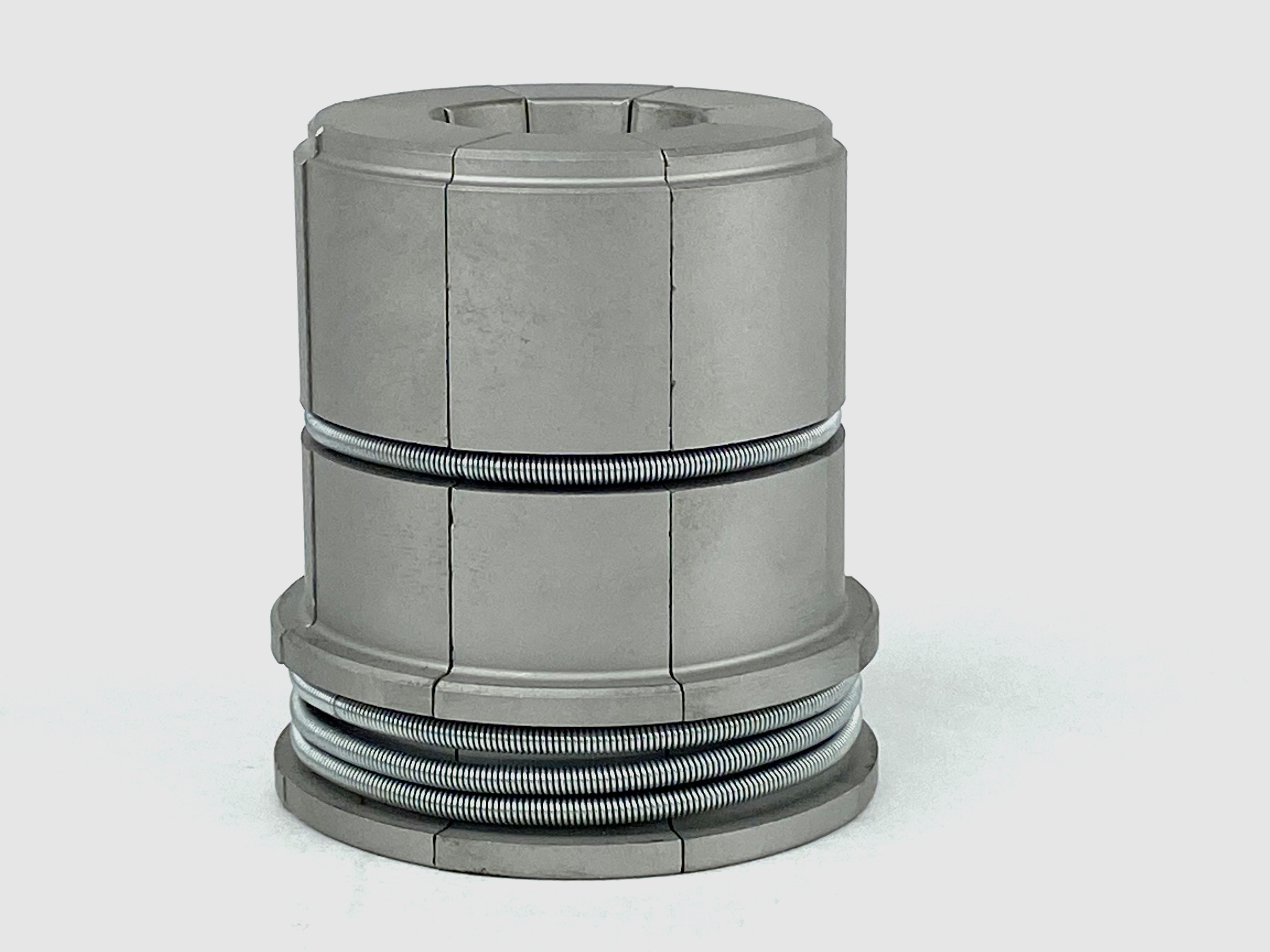 A cylindrical, silver-colored direct-fit segment is shown against a white background. Huth manufactures the part to use with the PKSA112 Arbor. 